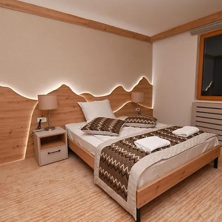 فندق D343 Vucko Privat 4*